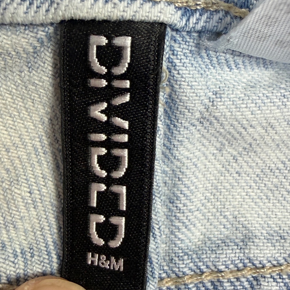 H&M Divided Womens 8 Light Blue Y2K Retro Wide Leg Baggy Flare Jeans Skater Girl - Picture 3 of 11